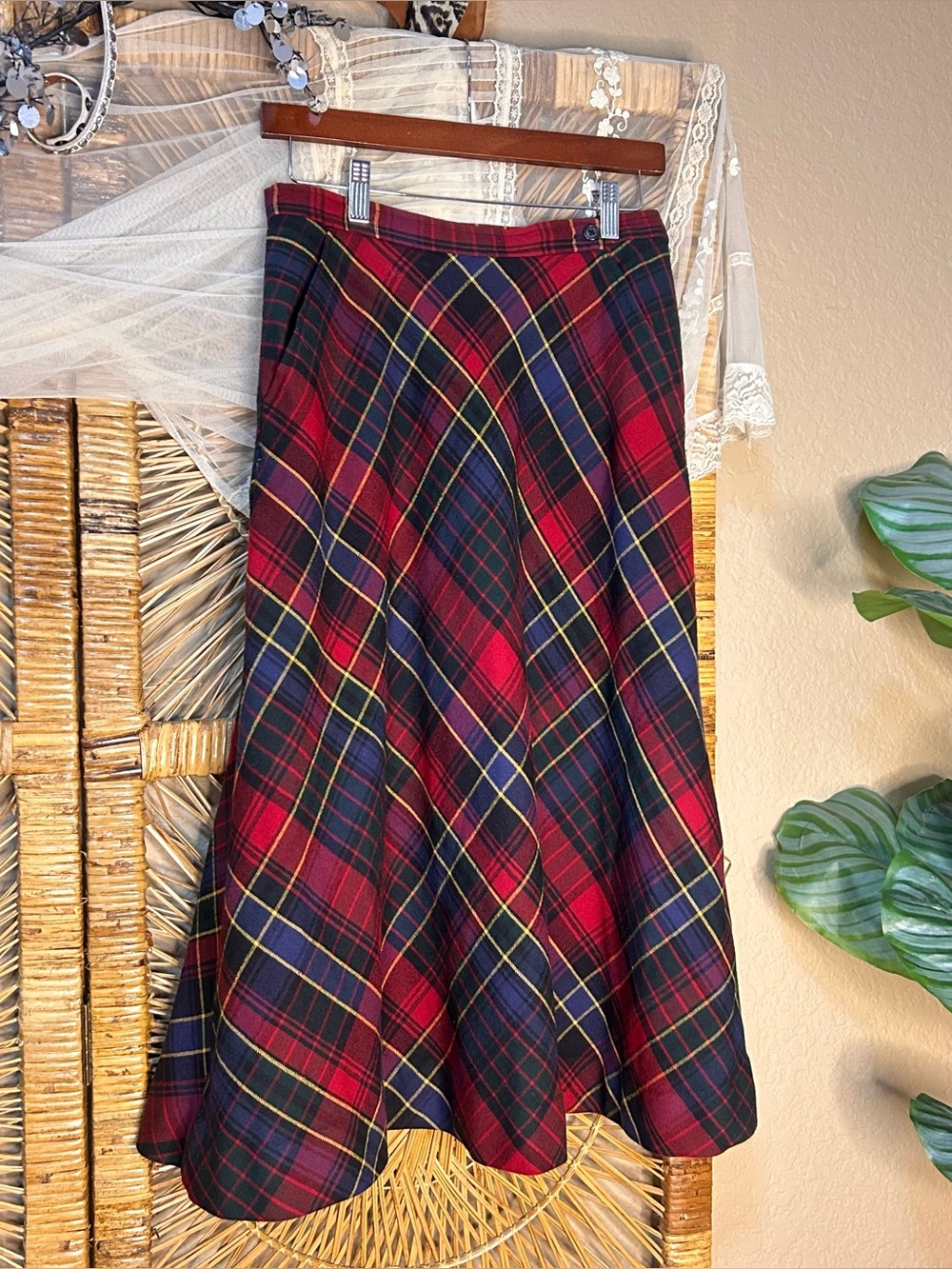 Lauren Ralph Lauren vintage skirt size 8 petite Tartan plaid wool skirt midi